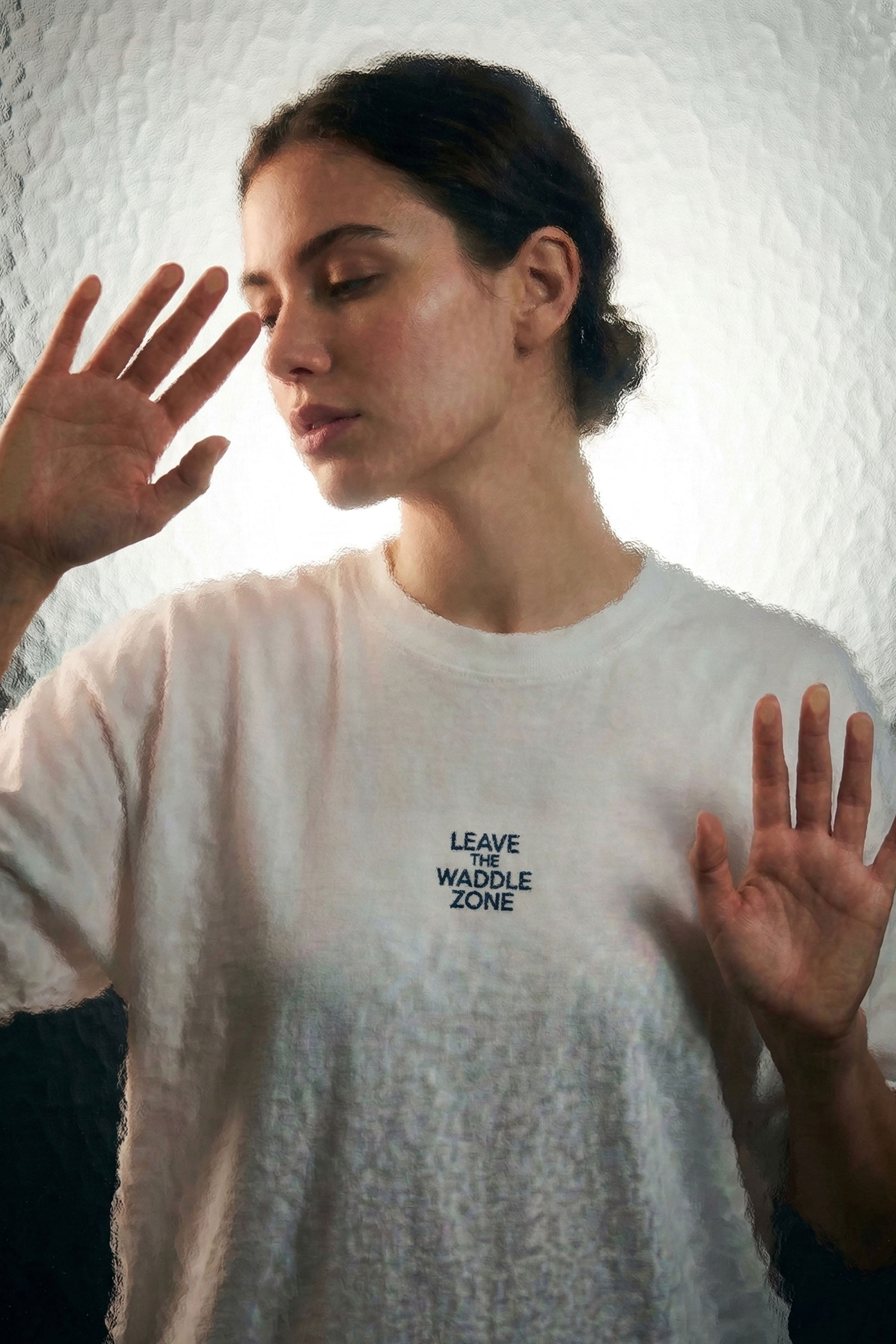 Unisex Beyaz Leave The Waddle Zone Penguen Baskılı %100 Pamuk Oversize Bisiklet Yaka Premium T-shirt